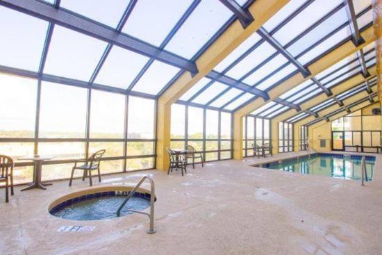 Oceanfront Double Queen 1 Bedroom Suite Caravelle 1137 Myrtle Beach Room photo